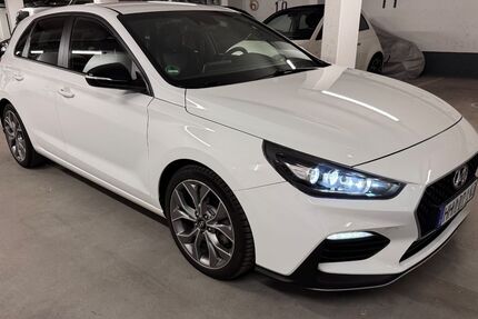 Hyundai i30 73.619 km 15.800 &euro; Hamburg 20457