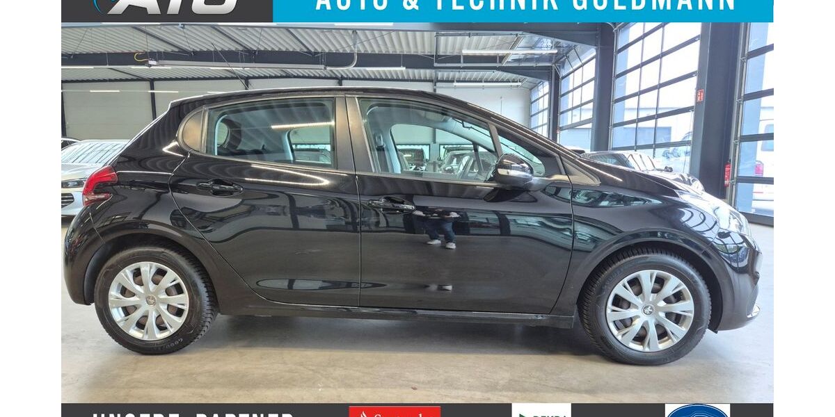Peugeot 208 59.000 km 8.790 &euro; Geesthacht bei Hamburg 21502