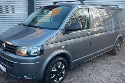 VW T5 Transporter 211.000 km 12.990 &euro; Norderstedt 22844