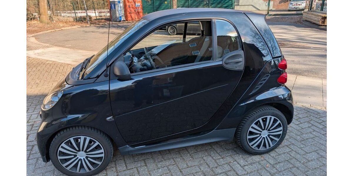 Smart ForTwo 130.880 km 4.900 &euro; Hamburg 22143