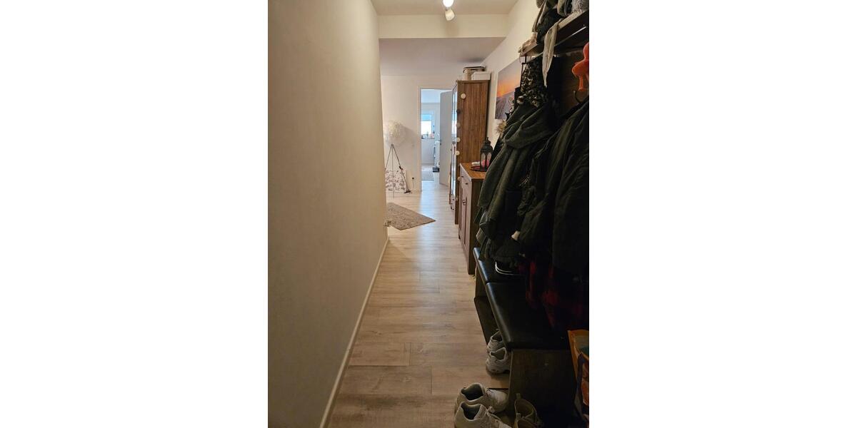 Etagenwohnung Uetersen - 2 Zimmer, 92 m&sup2;, 1.015&euro; | Angebot:26161538