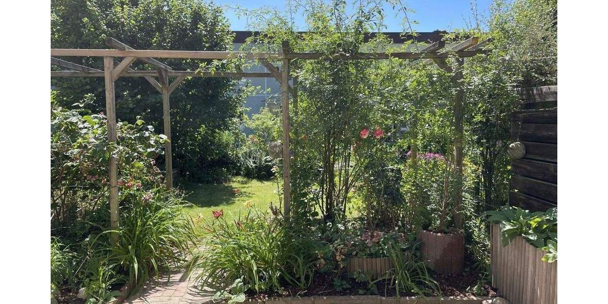 Reihenmittelhaus Reinbek - 4 Zimmer, 90 m&sup2;, 398.000&euro; | Angebot:24503859