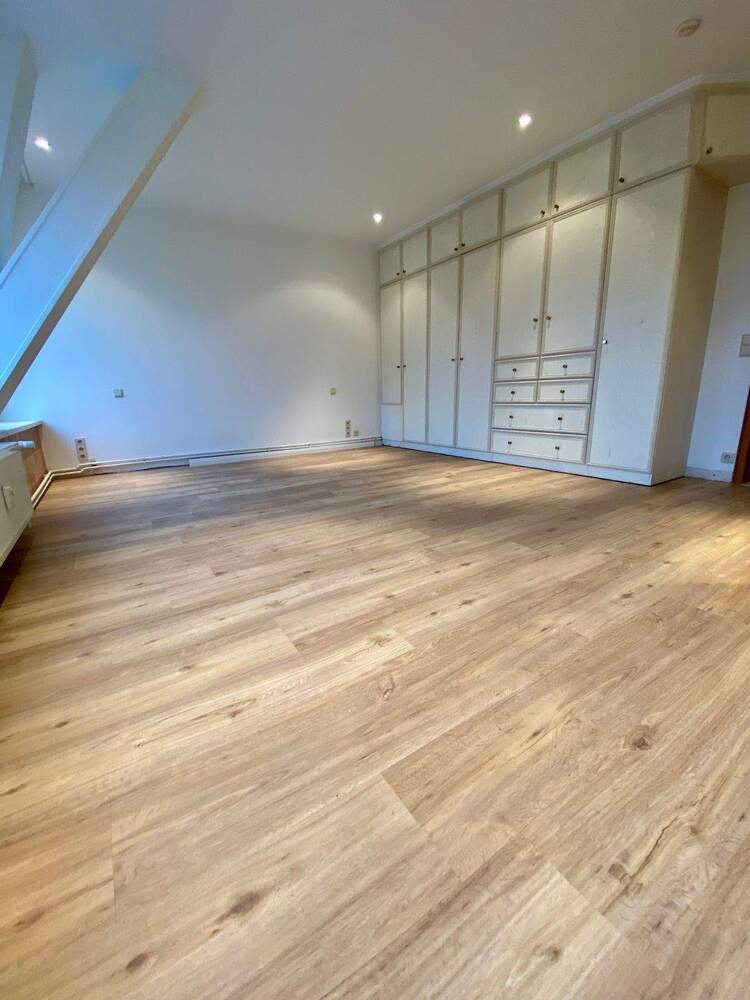 Großzügige 3-Zimmer-Wohnung im Ortskern von Bergstedt