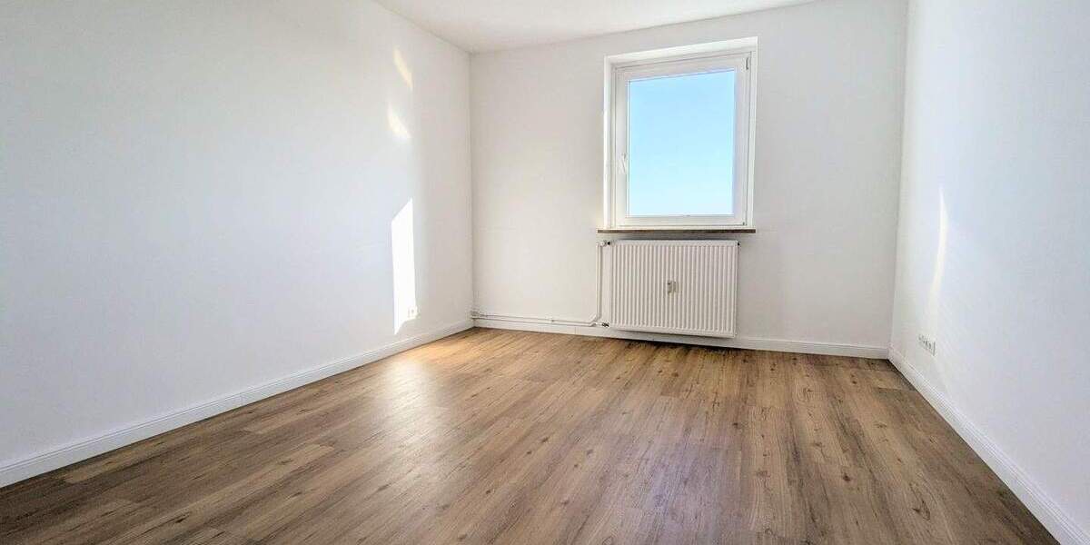 Etagenwohnung Quickborn - 3 Zimmer, 96 m&sup2;, 915&euro; | Angebot:25674364