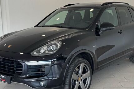 Porsche Cayenne 119.000 km 33.990 &euro; Hamburg 22043