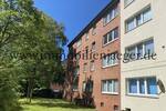 Barmbek-Nord - Vogelgebiet Meisenstraße - gepflegte Wohnung im 2.OG mit EBK, Duschbad - frei