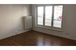 *** Bestlage in Winterhude: Eigentumswohnung: ein Zimmer, ebenerdiges Duschbad, Einbauküche, 1. OG, Fahrstuhl, französicher Balkon, renoviert!!*** 1 zimmer