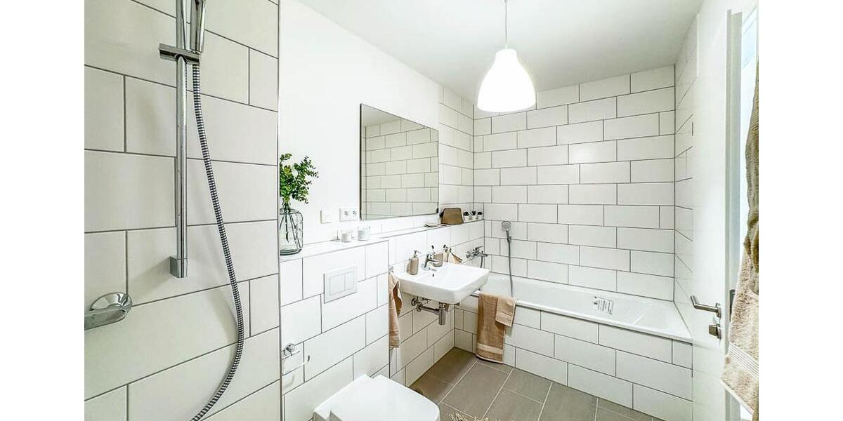 Etagenwohnung Geesthacht - 3 Zimmer, 80 m&sup2;, 1.199&euro; | Angebot:26476867