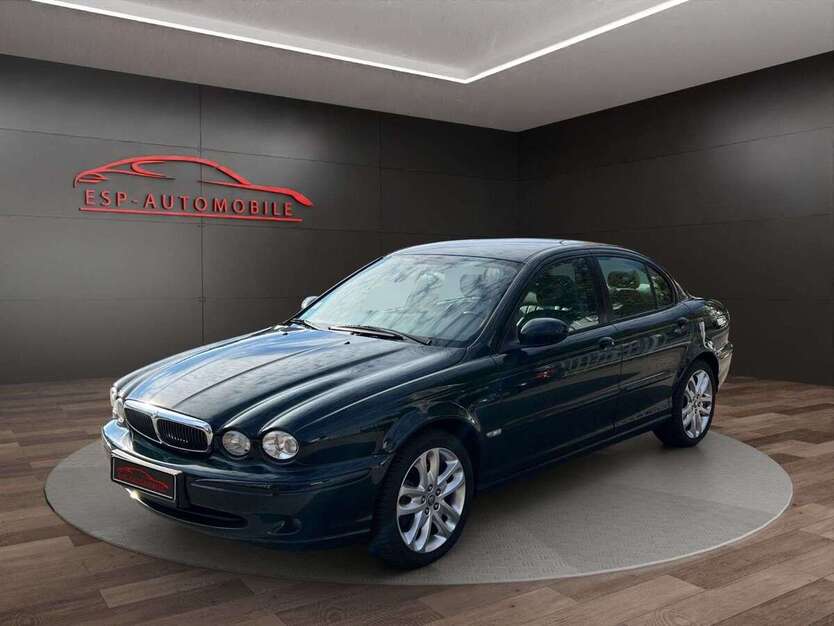 Jaguar X-Type 199.000 km 3.000 € Hamburg 22047