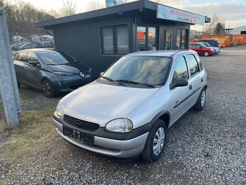 Opel Corsa 147.000 km 2.999 € Buxtehude 21614