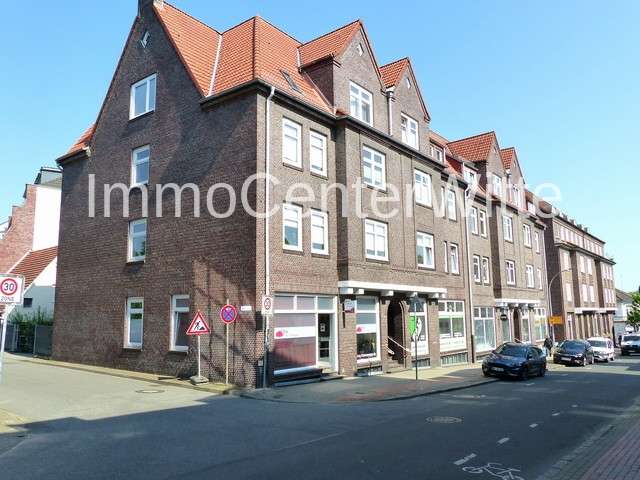 Etagenwohnung Pinneberg - 4 Zimmer, 102 m&sup2;, 1.193&euro; | Angebot:27104390