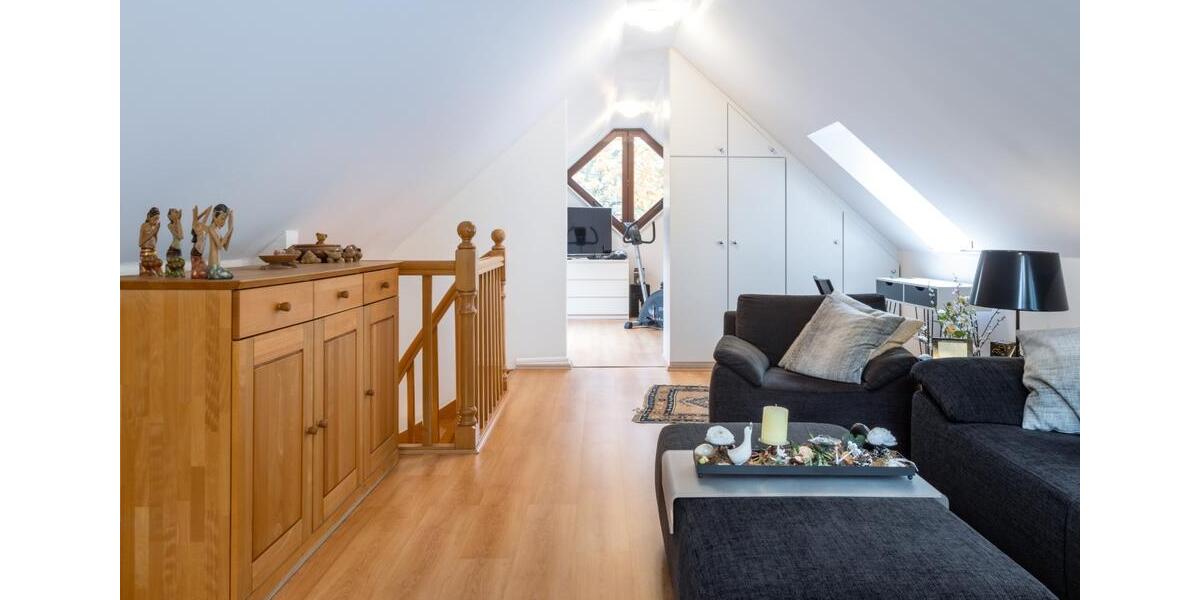 Reihenhaus Hamburg Ohlsdorf - 9 Zimmer, 237 m&sup2;, 1.450.000&euro; | Angebot:26122576