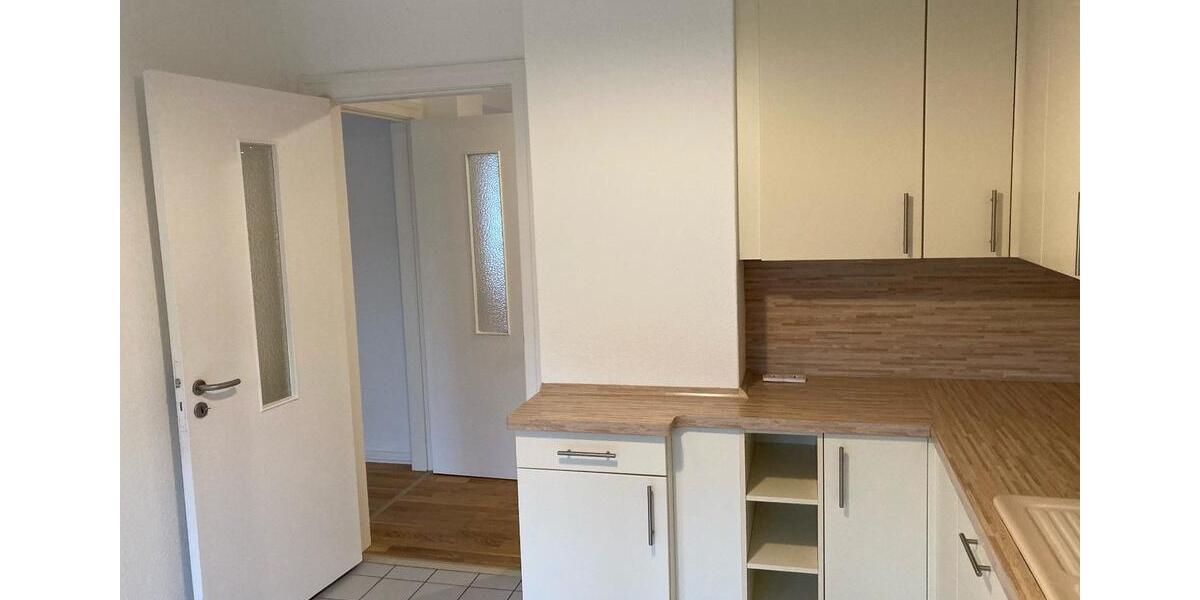 Hochparterre in Eilbek: Südterrasse, 3 Zimmer, Carport 3 zimmer