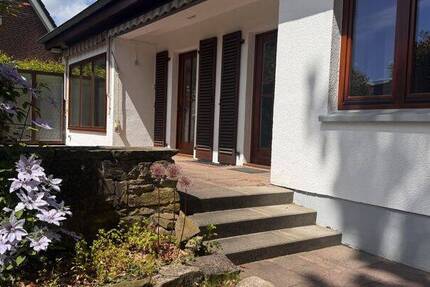 Haus Pinneberg - 7 Zimmer, 140 m&sup2;, 2.170&euro; | Angebot:26908840