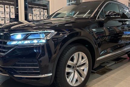 VW Touareg 31.220 km 52.950 &euro; Hamburg 22761