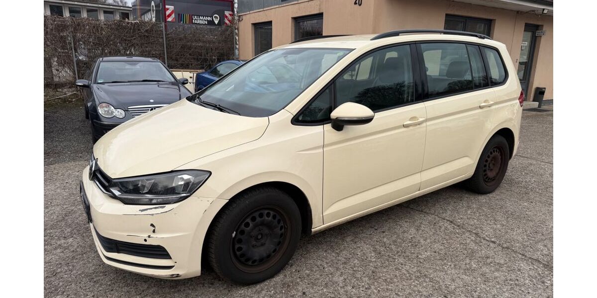 VW Touran 244.000 km 4.999 &euro; Hamburg 22047