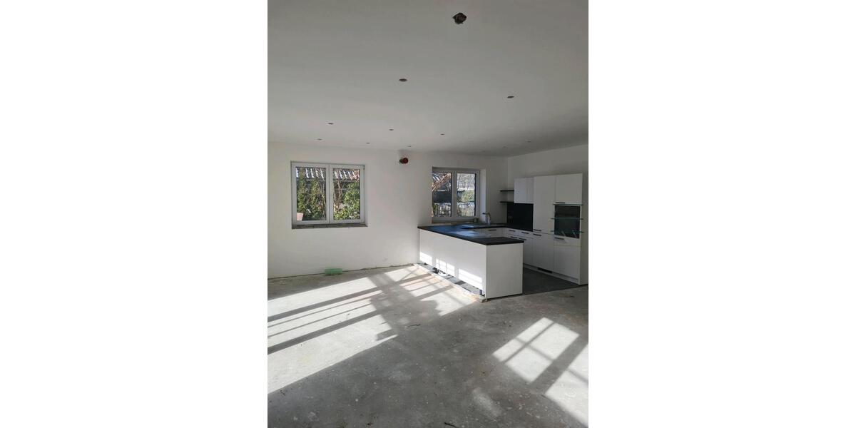 Erdgeschoßwohnung Großhansdorf - 6 Zimmer, 189 m&sup2;, 2.200&euro; | Angebot:19676053