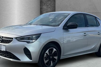 Opel Corsa 17.685 km 22.480 &euro; Ahrensburg 22926