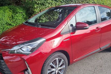 Toyota Yaris 38.880 km 14.600 &euro; Hamburg 22159