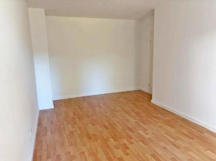 -Provisionsfrei- Maisonette- Wohnen mit EndReihenhaus Charakter