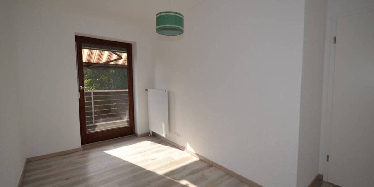 Etagenwohnung Beckdorf - 4 Zimmer, 98 m&sup2;, 750&euro; | Angebot:26053120