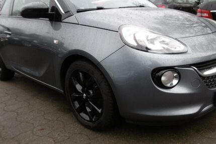 Opel Adam 79.886 km 9.890 &euro; Hamburg 22459