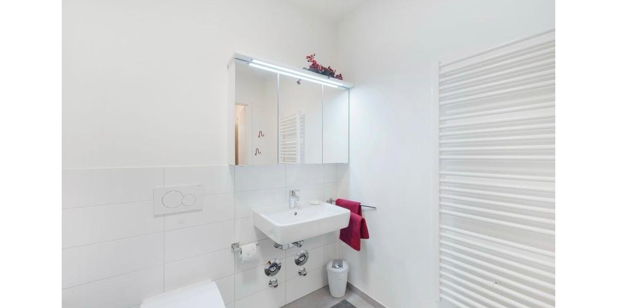 Etagenwohnung Hamburg Hamburg-Mitte - 2 Zimmer, 65 m&sup2;, 2.100&euro; | Angebot:26441121