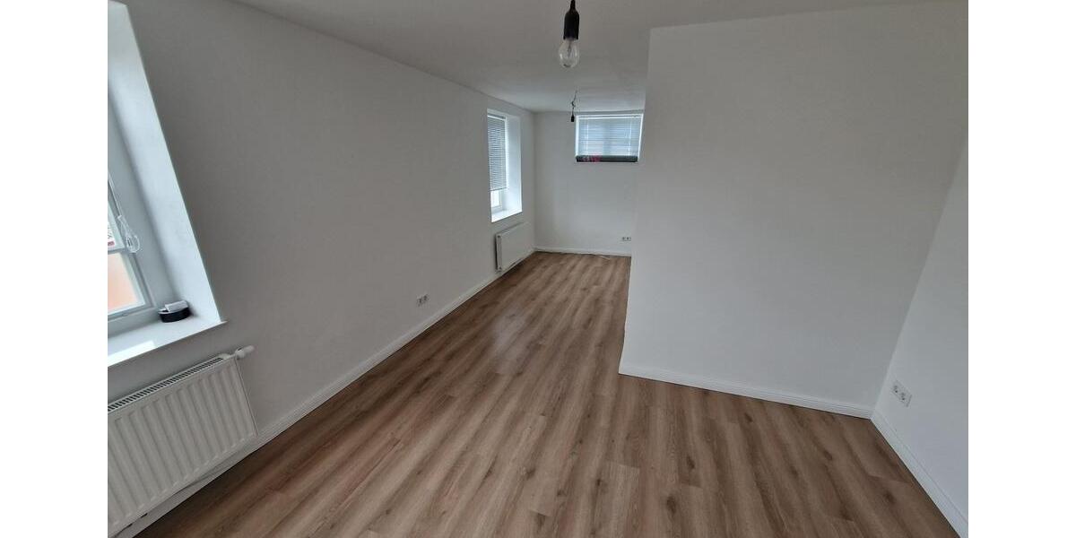 Etagenwohnung Jork - 3 Zimmer, 90 m&sup2;, 990&euro; | Angebot:25343266