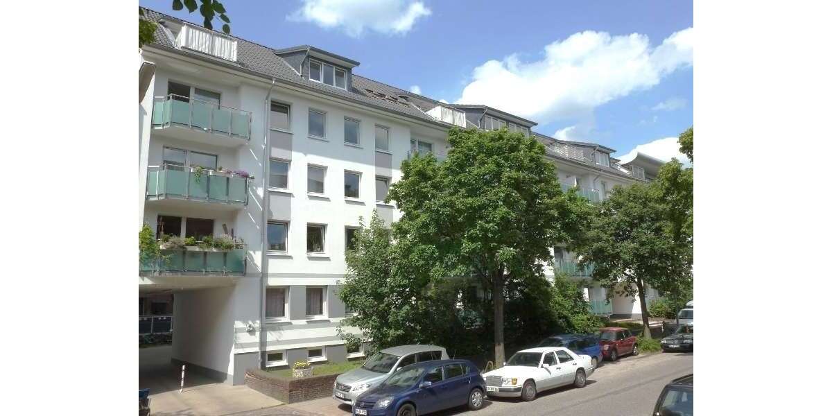 Etagenwohnung Hamburg Uhlenhorst - 2 Zimmer, 45 m&sup2;, 695&euro; | Angebot:27144447