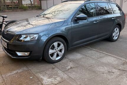Skoda Octavia 147.000 km 10.100 &euro; Hamburg 22525