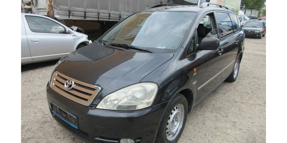Toyota Avensis Verso 362.300 km 2.150 &euro; Hamburg 20537