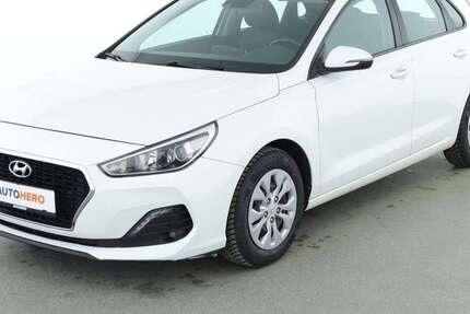 Hyundai i30 38.601 km 12.790 &euro; Hamburg 22529