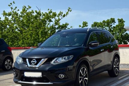 Nissan X-Trail 97.780 km 13.990 &euro; Hamburg 22159