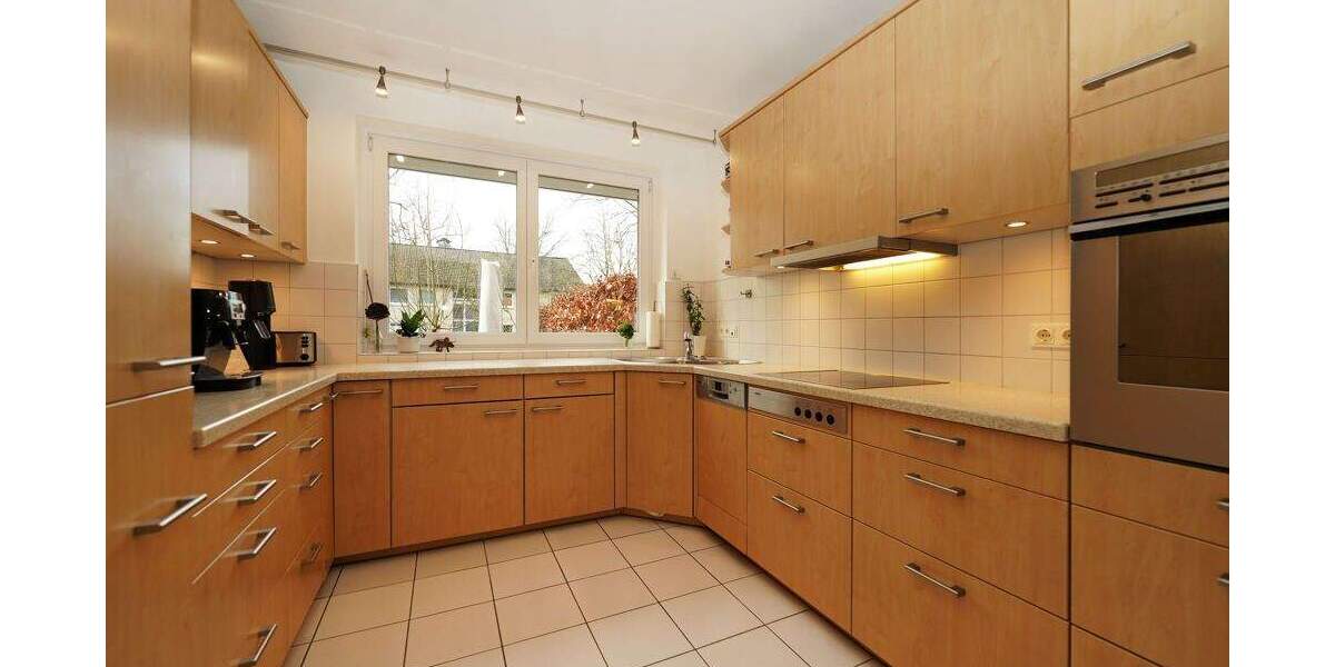 Etagenwohnung Hamburg / Volksdorf Volksdorf - 5 Zimmer, 120 m&sup2;, 585.000&euro; | Angebot:24833234