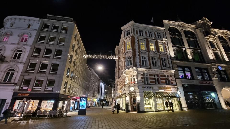 Dachgeschoßwohnung Hamburg Hamburg-Mitte - 1 Zimmer, 50 m&sup2;, 1.326&euro; | Angebot:26286722