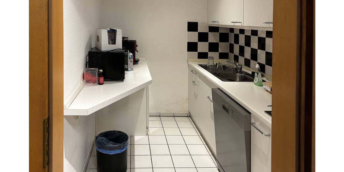 Gewerbeobjekt Hamburg Hoheluft-Ost - 6 Zimmer, 173 m&sup2;, 3.475&euro; | Angebot:26515201