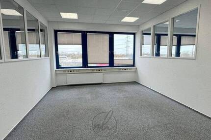 Gewerbeobjekt Hamburg Rahlstedt - 2 Zimmer, 66 m&sup2;, 858&euro; | Angebot:26862540