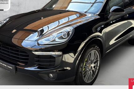 Porsche Cayenne 188.500 km 27.900 &euro; Stelle 21435