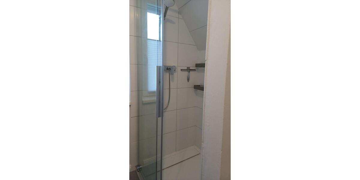Etagenwohnung Ahrensburg - 4 Zimmer, 110 m&sup2;, 2.500&euro; | Angebot:26579116
