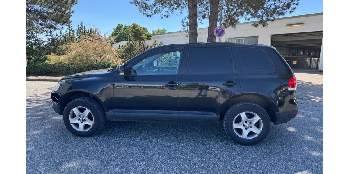 VW Touareg 266.154 km 2.590 &euro; Barsbüttel 22885