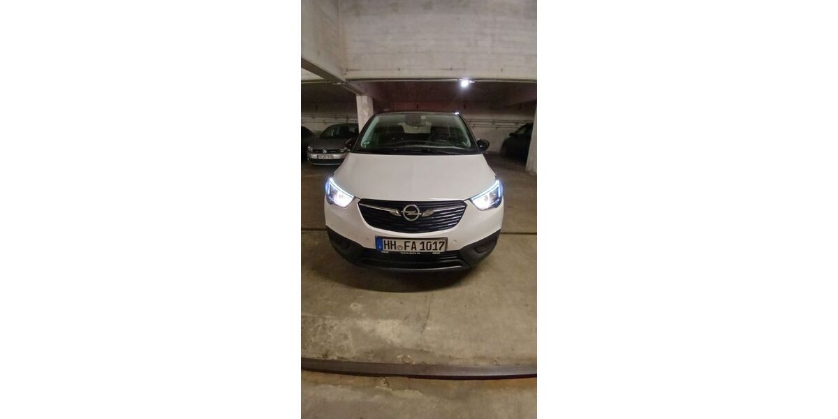 Opel Crossland (X) 72.134 km 8.200 &euro; Hamburg 22111