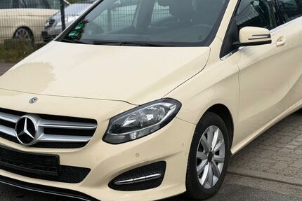Mercedes-Benz B 180 447.000 km 3.700 &euro; Stapelfeld bei Hamburg 22145