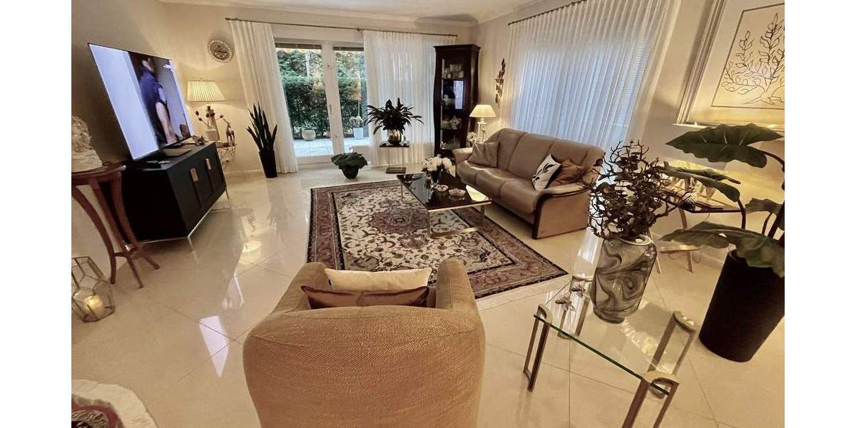 TERRASSENWOHNUNG, HOCHWERTIG AUSGESTATTET UND ABSOLUT RUHIG ! 3 zimmer