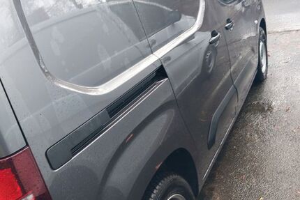 Toyota Proace City 65.000 km 13.000 &euro; Hamburg 22523