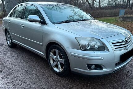 Toyota Avensis 189.564 km 2.999 &euro; Hamburg 20539