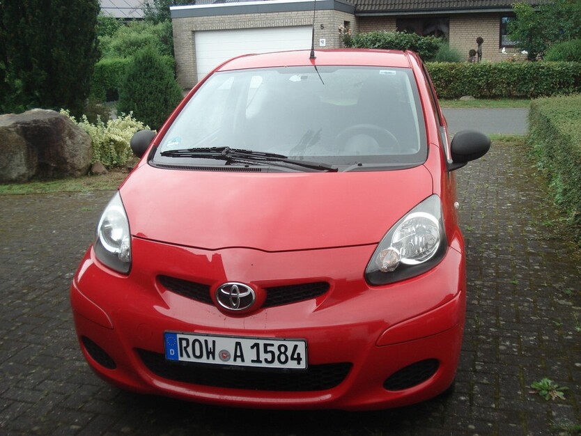 Toyota Aygo 155.000 km 1.400 € Hamburg 20038