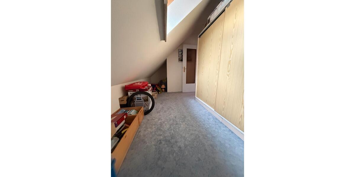 Dachgeschoßwohnung Neu Wulmstorf - 4 Zimmer, 90 m&sup2;, 257.000&euro; | Angebot:26314290