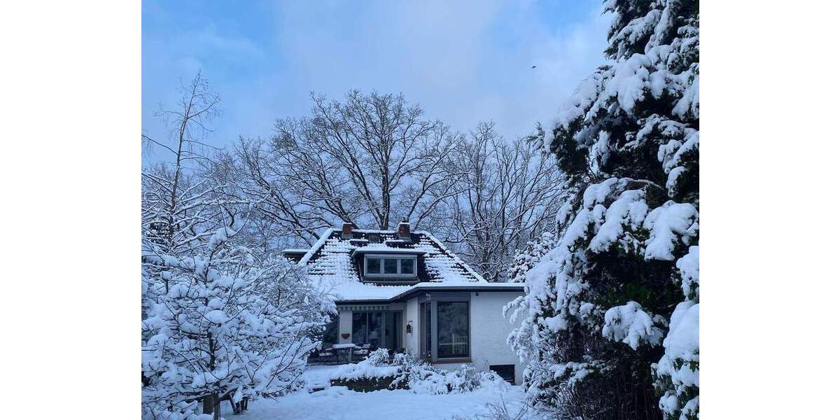 Charmantes Einfamilienhaus im Stil der 50er Jahre - Ein Ort voller Geschichte und Potential 5 zimmer