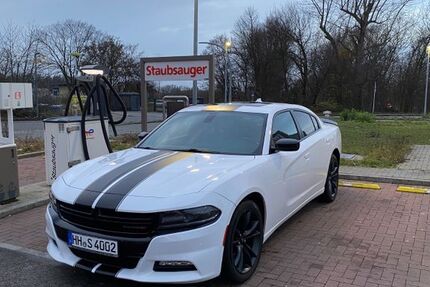 Dodge Charger 115.900 km 18.100 &euro; Hamburg 21129