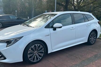 Toyota Corolla 74.000 km 20.600 &euro; Stelle 21435